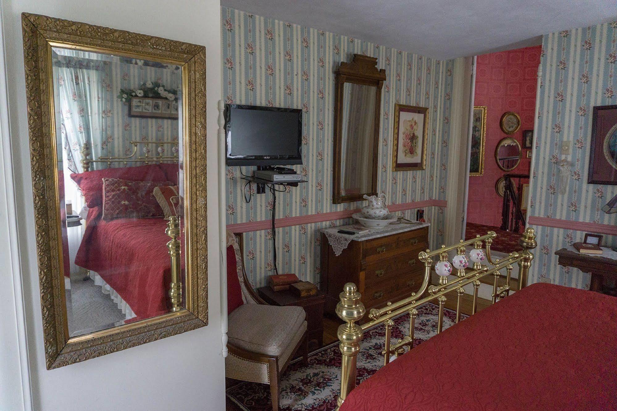 Bellinger Rose Bed & Breakfast Herkimer Luaran gambar