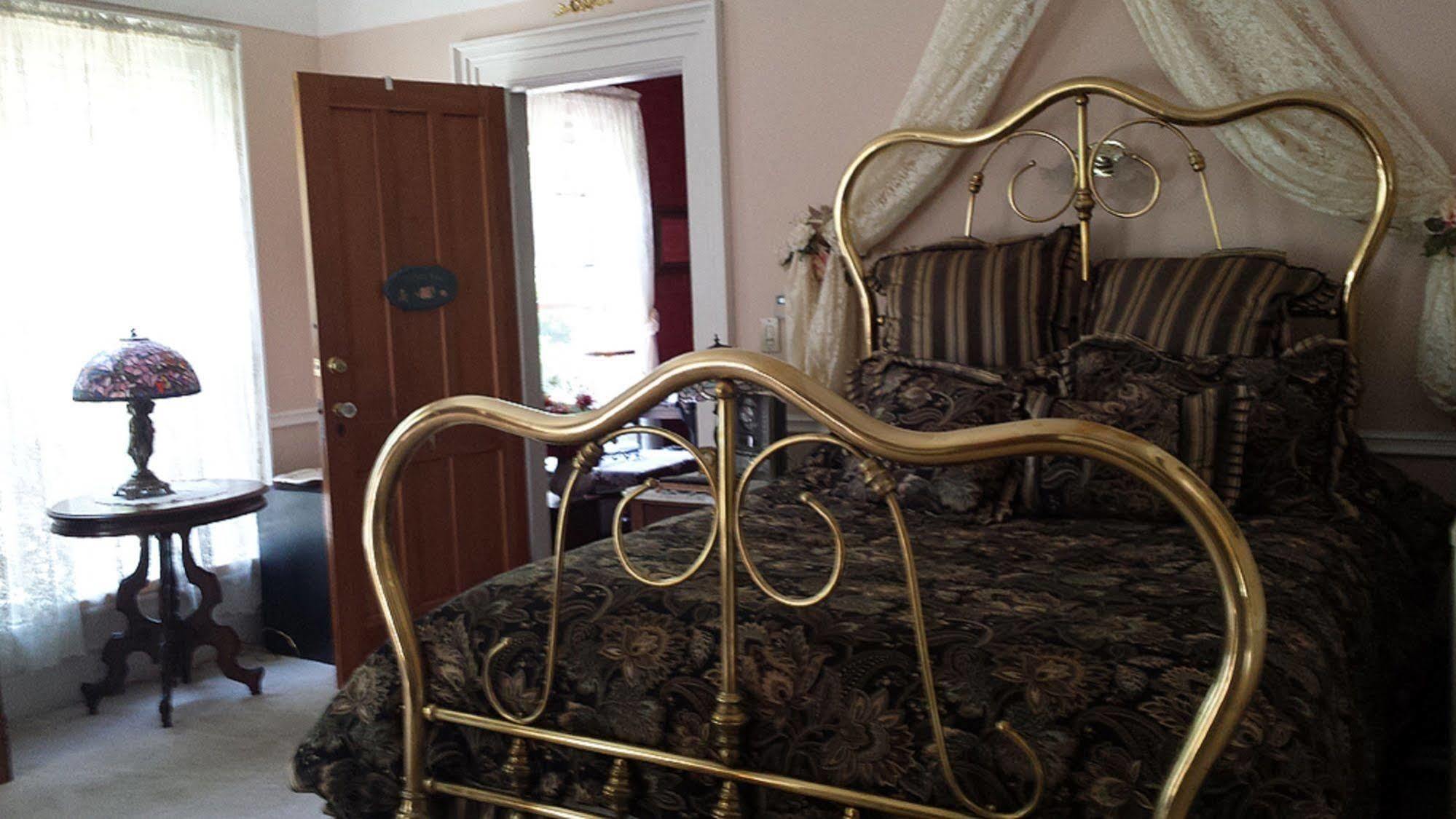 Bellinger Rose Bed & Breakfast Herkimer Luaran gambar
